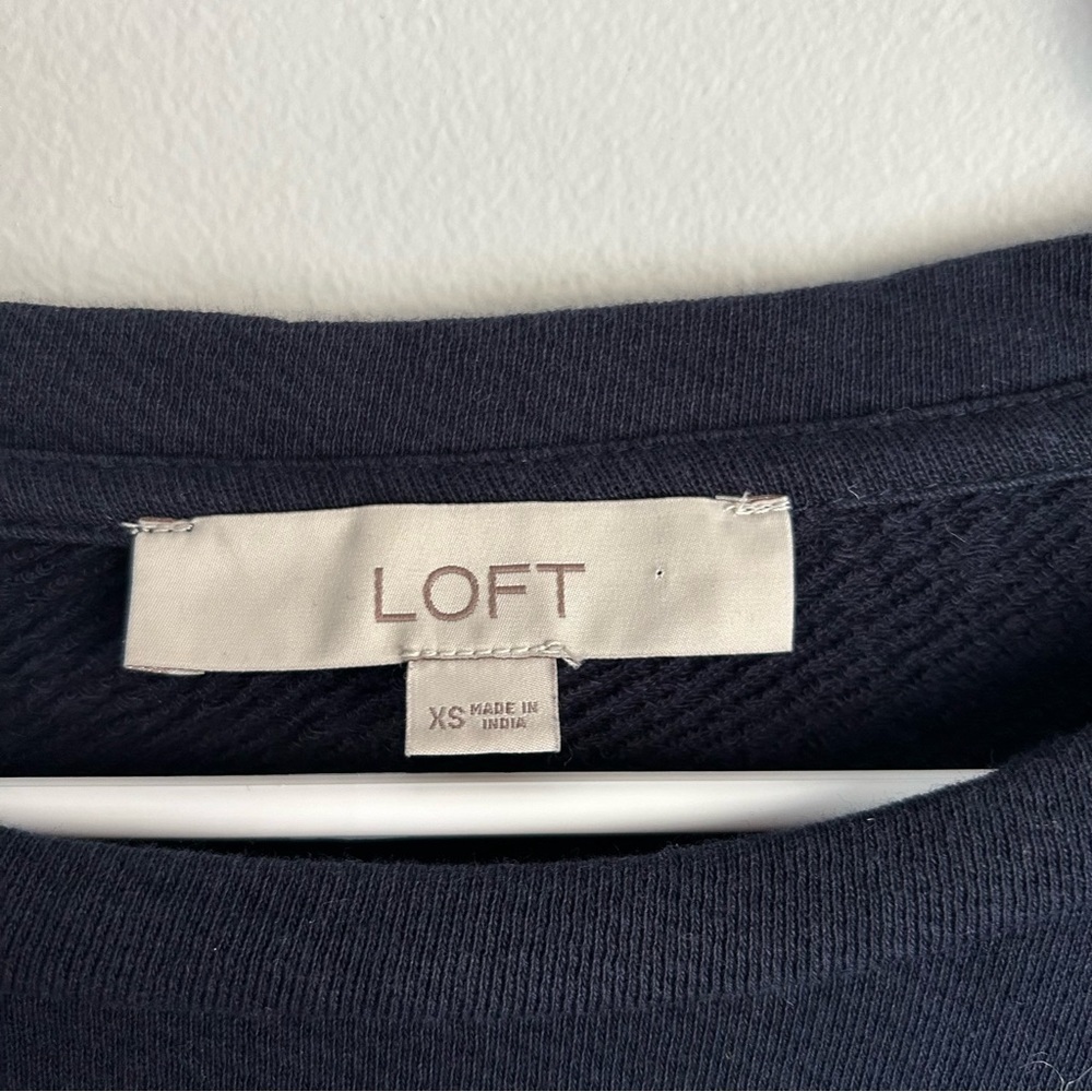 LOFT Navy Blue Top White Ruffles Long Sleeve Size XS - Picture 3 of 8